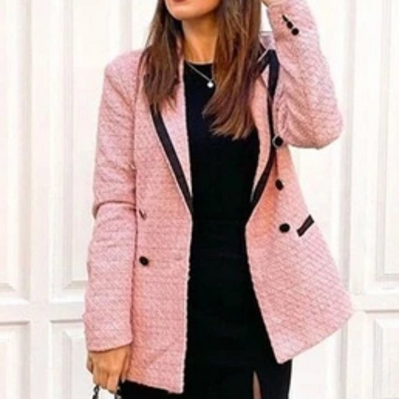 stunning classic Pink tweed double breasted blazer with black trim - Picture 11 of 14